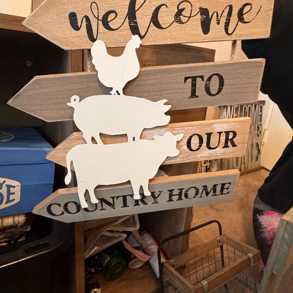 Farm house decor lot - Picture 15 of 16